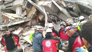 120 KİŞİYİ KURTARAN ANDA EKİBİ, DEPREM TRAVMASINDAN KURTULMAK İÇİN PSİKOLOJİK DESTEK ALDI