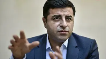 Demirtaş: Beyaz Torosçuların Siyasi Uzantılarını Bize Bırak. Bunların Ağa(R)Babalarına Teslim Olmadık, Artıklarına mı Boyun Eğeceğiz