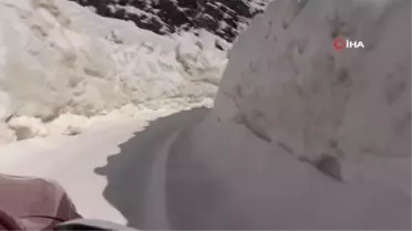 Kar nedeniyle 30 gündür yolu kapalı olan köydeki hastalara ulaşıldı