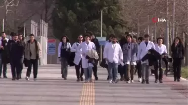 İstanbul Üniversitesi Veterinerlik fakültesi öğrencileri eylemlerini sürdürüyor