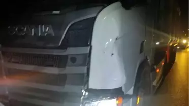 Kamyonun çarptığı Fadime'nin hayatını kaybettiği kaza kamerada