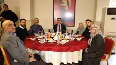 Vali Akbıyık şehit, gazi ve depremzede ailelerle yemekte bir araya geldi