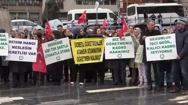 Ücretli Öğretmenler Kadro Talebiyle Eylem Yaptı: 'Ücretli Polis, Ücretli Doktor Var mı? Neden Ücretli Öğretmen Var'