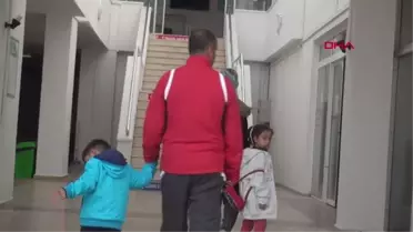ANTEN KABLOSU İLE AİLESİNİ ENKAZDAN KURTARAN DEPREMZEDE EŞİM VE ÇOCUKLARIMLA HELALLEŞTİM