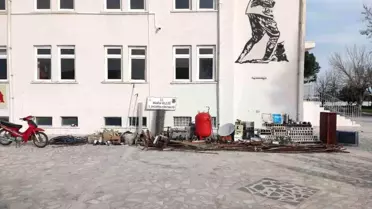 Manisa'daki 6 ayrı hırsızlık olayının faili kıskıvrak yakalandı