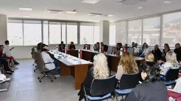 Kuşadası Belediye Tiyatrosu: Yerel ve Ulusal Uyum Uğruna Barış İçin Her Yerde Tiyatroyu Güçlendirmek Hepimizin Görevidir