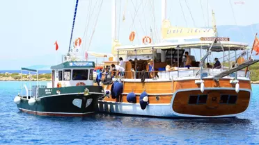 Muğla Büyükşehir Belediyesi'nin Atık Alım Tekneleri Turizm Sezonuna Hazırlanıyor