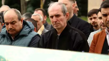 Trafik kazasında kaybettiği oğlunu toprağa veren acılı babadan yürek yakan sözler: 'Oğlum zaten melekti, cennete gitti'