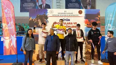 Liseli gençler bölge elemelerinden şampiyonlukla döndü