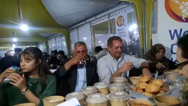 ABD Ankara Büyükelçisi İslahiye'de depremzedelerle iftar yaptı