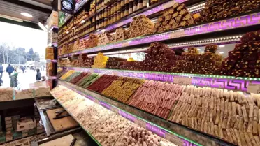 Ramazan'ın başında hurmaya olan talep yerini şekerlemelere bıraktı