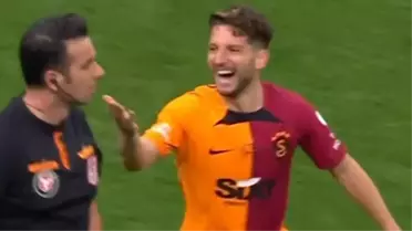 Galatasaray taraftarı isyanda! 2 gol iptal, 2 penaltı pozisyonu için devam