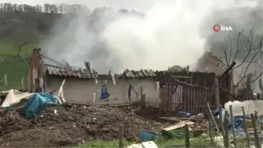 Gecekondusu yandı, gözyaşlarıyla anlattı