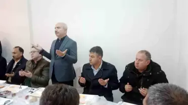 Gediz'de köylüler tarafından iftar yemeği verildi