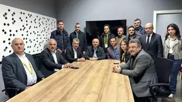 Bakan Adil Karaismailoğlu, TSYD Trabzon Şubesi ziyaret etti