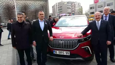 Sanayi ve Teknoloji Bakanı Mustafa Varank, Taksim Meydanı'na yerli otomobil Togg ile geldi