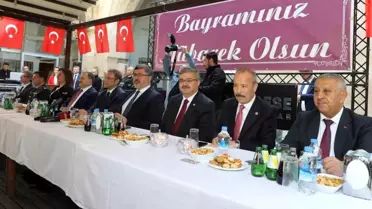 Afyonkarahisar'da Ramazan Bayramı Bayramlaşma Töreni Düzenlendi
