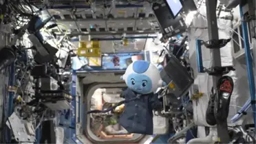 BAE astronotu ISS'ten Ramazan Bayramı mesajı paylaştı