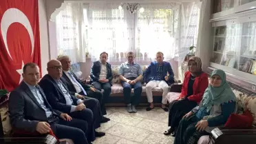 Osmaneli Belediye Başkanı Münür Şahin Şehit Aileleriyle Bayramlaştı