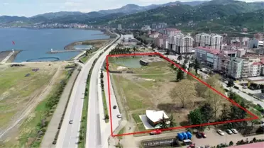 İlçenin en önemli arazisini satın alan Arap yatırımcıya Danıştay'dan engel geldi. İnşaat durdu, vatandaşlar bayram etti