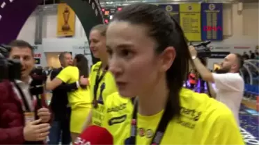 Fenerbahçeli Oyuncular Şampiyonluğu Kutladı