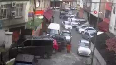İstanbul'da trafikte tartıştıkları kişinin işyerini basanlar silahla havaya ateş açtılar