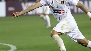 İstanbulspor savunma oyuncusu Mehmet Yeşilin sakatlandı