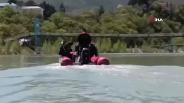 Munzur Çayı'na düşen 3 genci arama çalışmaları devam ediyor