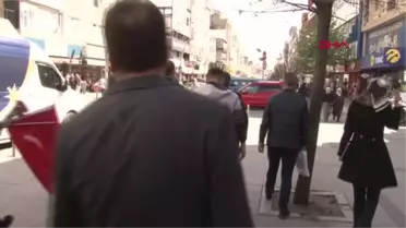 AK Parti İstanbul Milletvekili Adayı Adem Yıldırım Zeytinburnunda Sevgi Yürüyüşüne Katıldı