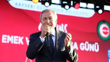 Milli Savunma Bakanı Hulusi Akar işçilerin haklarını koruyacaklarını söyledi