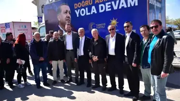AK Parti İl Başkanlığı 9 Milletvekili ile Bandırmada esnaf ve vatandaşlarla buluştu
