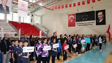 Erzincanda Okul Sporları Küçükler Masa Tenisi Grup Müsabakaları Başladı