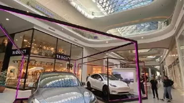 Tesla Anadolu Yakası'nda ilk pop-up mağazasını açtı