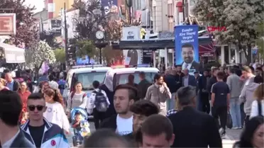 Edirne'de Yeşil Sol Parti standı ile kaldırılmasını isteyen grup arasında arbede: 1 yaralı