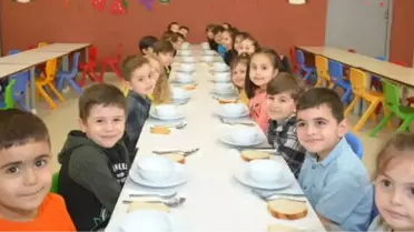 Milli Eğitim Bakanlığı 'Okulumda Sağlıklı Besleniyorum' Programını Hayata Geçiriyor