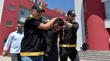 Adana'da üvey ağabeyine küfreden kişiyi öldürdü