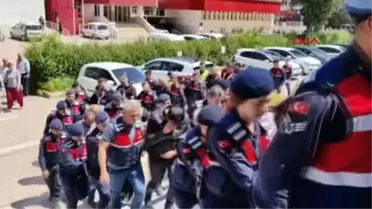 Kozan'da Ehliyet Sınavı Dolandırıcılığı Operasyonu: 16 Kişi Gözaltına Alındı