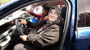 TOGG Gemlik Mavisi SUV Modeli Burdur'da Tanıtıldı