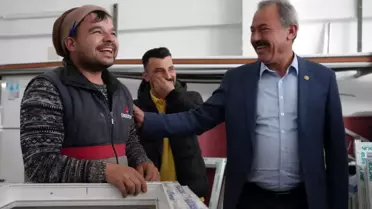 AK Parti Denizli Milletvekili Şahin Tin Çal ilçesinde esnafları ziyaret etti
