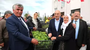 Keçiören Belediyesi, çiftçilere ücretsiz sebze fidesi dağıttı