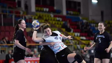 Konyaaltı Belediye SK Kadın Hentbol Takımı, EHF Kadınlar Avrupa Kupası'nı kazandı