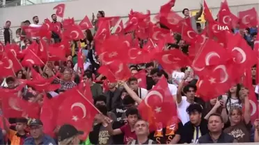TFF Omuz Omuza Gösteri Maçı Mersinde Oynandı