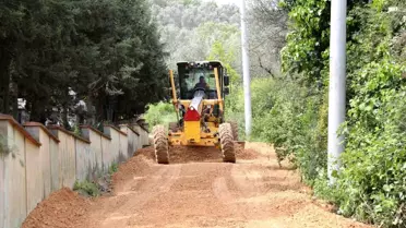 Mudanya Belediyesi Tirilye Kabristan Sokakta Üstyapı Çalışmalarına Başladı