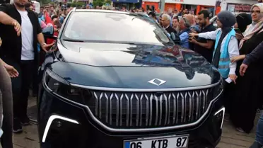 Türkiye'nin yerli otomobili Togg'un ilk akıllı cihaz modeli Aydın'da tanıtıldı