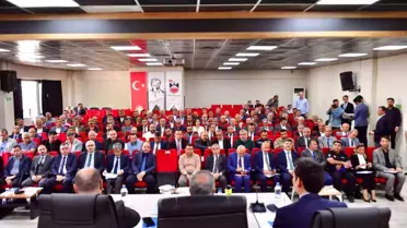 Diyarbakır Valisi Ali İhsan Su, Kulp ve Kocaköy ilçelerinde muhtarlarla toplantı düzenledi