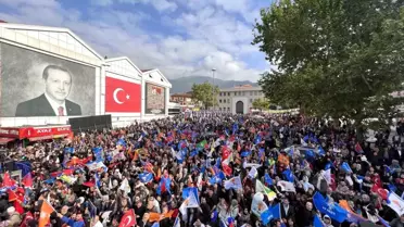 Bursa'da Yoğun İlgi Gören Sevgi Yürüyüşü