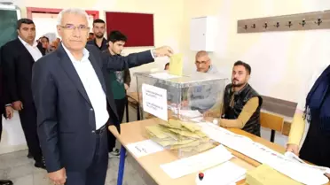 Battalgazi Belediye Başkanı Osman Güder oy kullandı