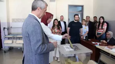 Şahinbey Belediye Başkanı Mehmet Tahmazoğlu Oyunu Kullandı