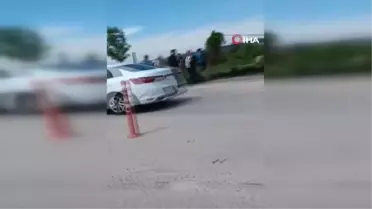 Oy kullanmaya giden ailenin aracı tarlaya uçtu: 5 yaralı