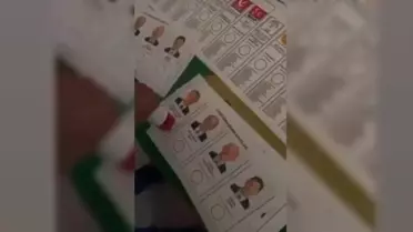 Şanlıurfa'da Erdoğan'a 'Toplu Oy'... Oğuz Kaan Salıcı: 'Yetkili Avukat Arkadaşlarımız İlgili Köye Yönlendirilmiş ve İlçe Seçim Kuruluna İtiraz...